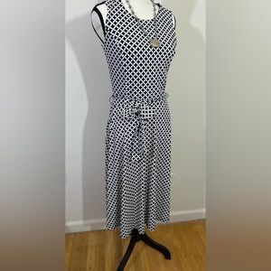Charter Club szXS dress black and white in a mini diamond print Matching belt